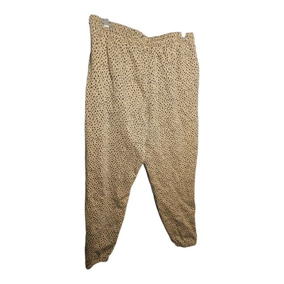 FABLETICS Cozy Fleece Go-To Sweatpant - Size Large - Picture 4 of 10